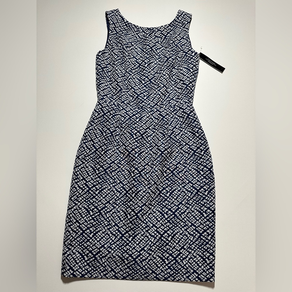 NWT Tahari Aileen Career Fitted Sleeveless Sheath Dress, Cutout Back - Size 4